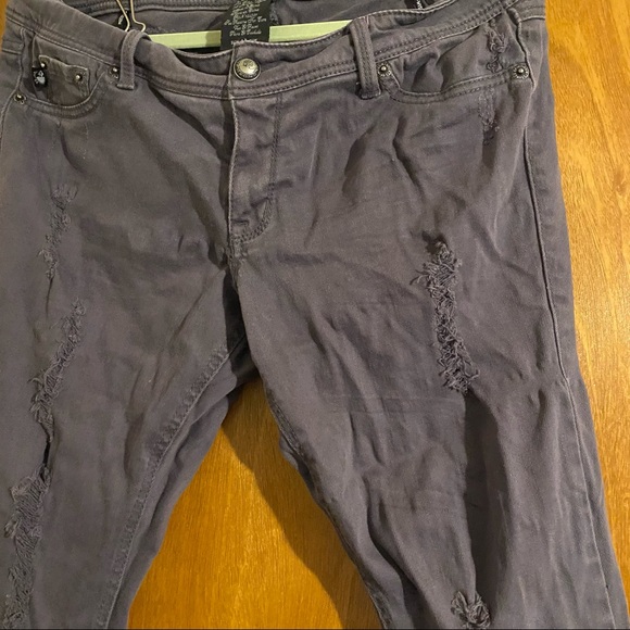 Torrid Source of wisdom distressed jeans size 14 - Picture 3 of 13
